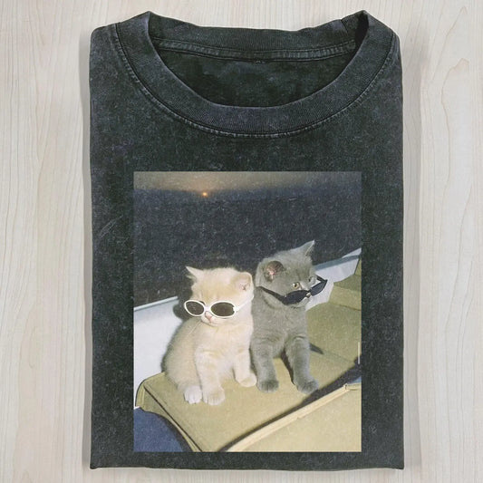 CAT WITH SUNGLASSES TEE